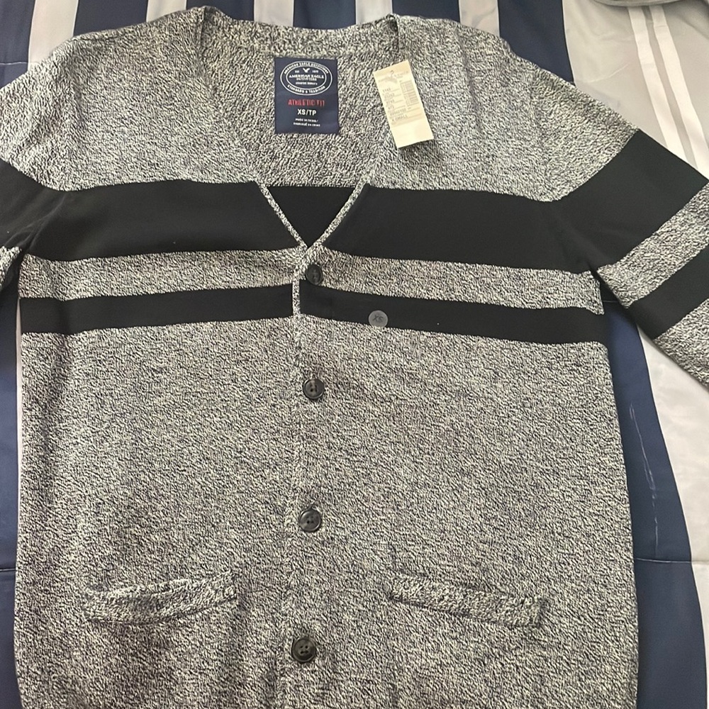 AE Cardigan
